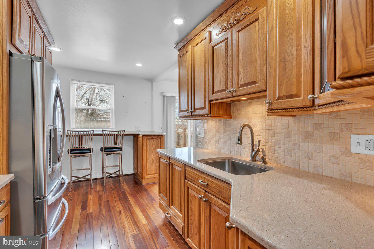 HOLME CIRCLE - Residential