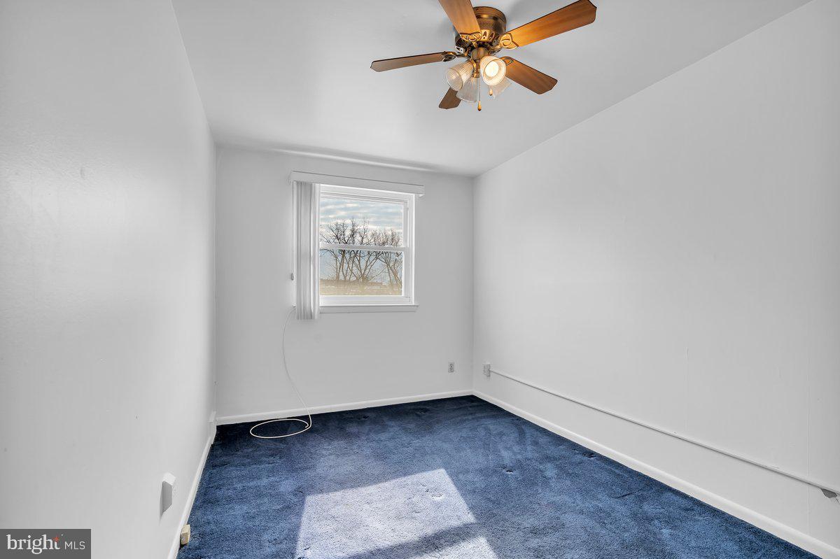 HOLME CIRCLE - Residential