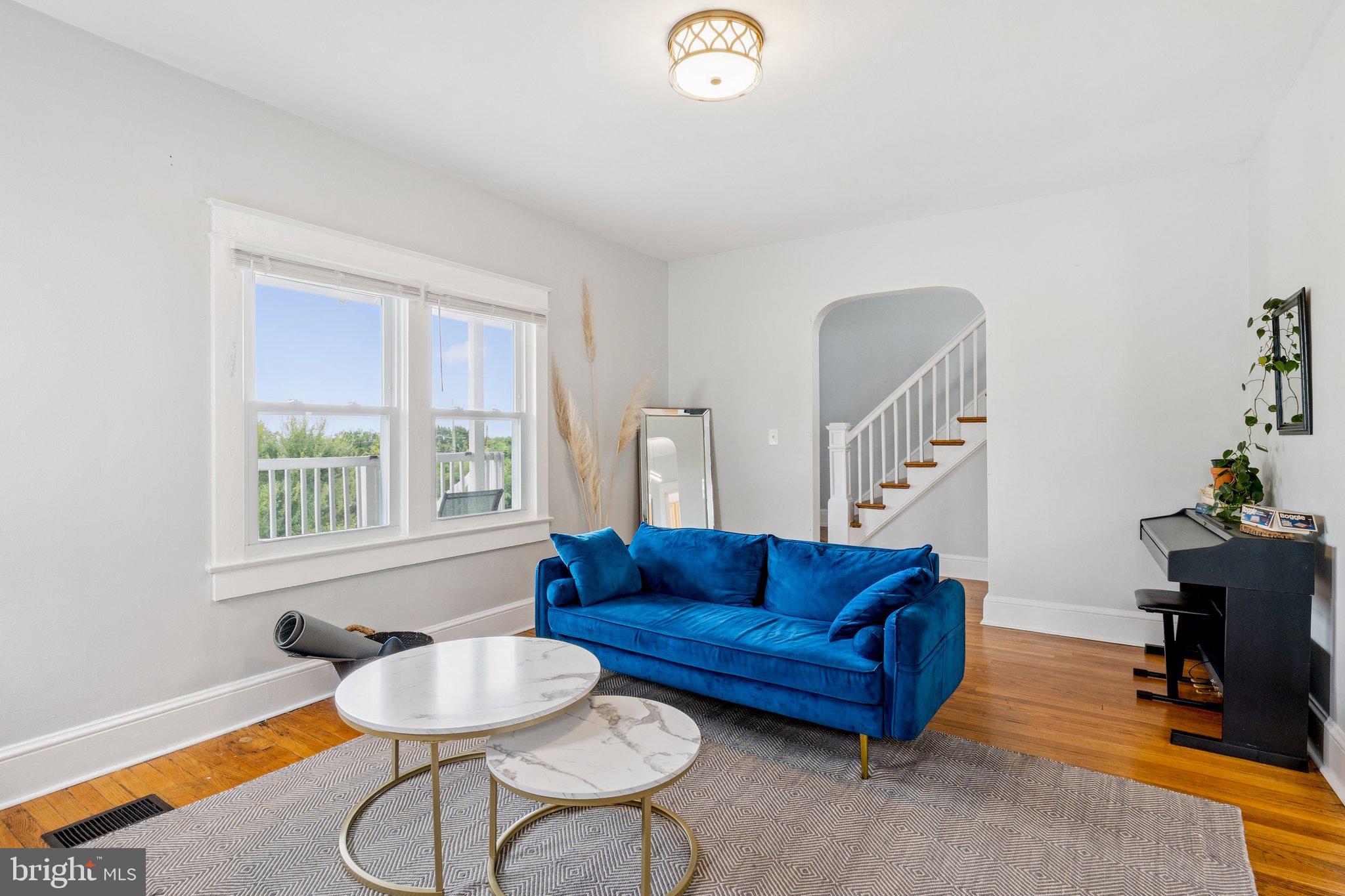 1527 BEAVER HEIGHTS LANE