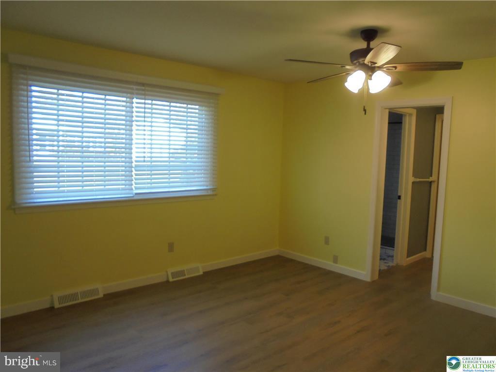 PARKSIDE COURTS - Residential