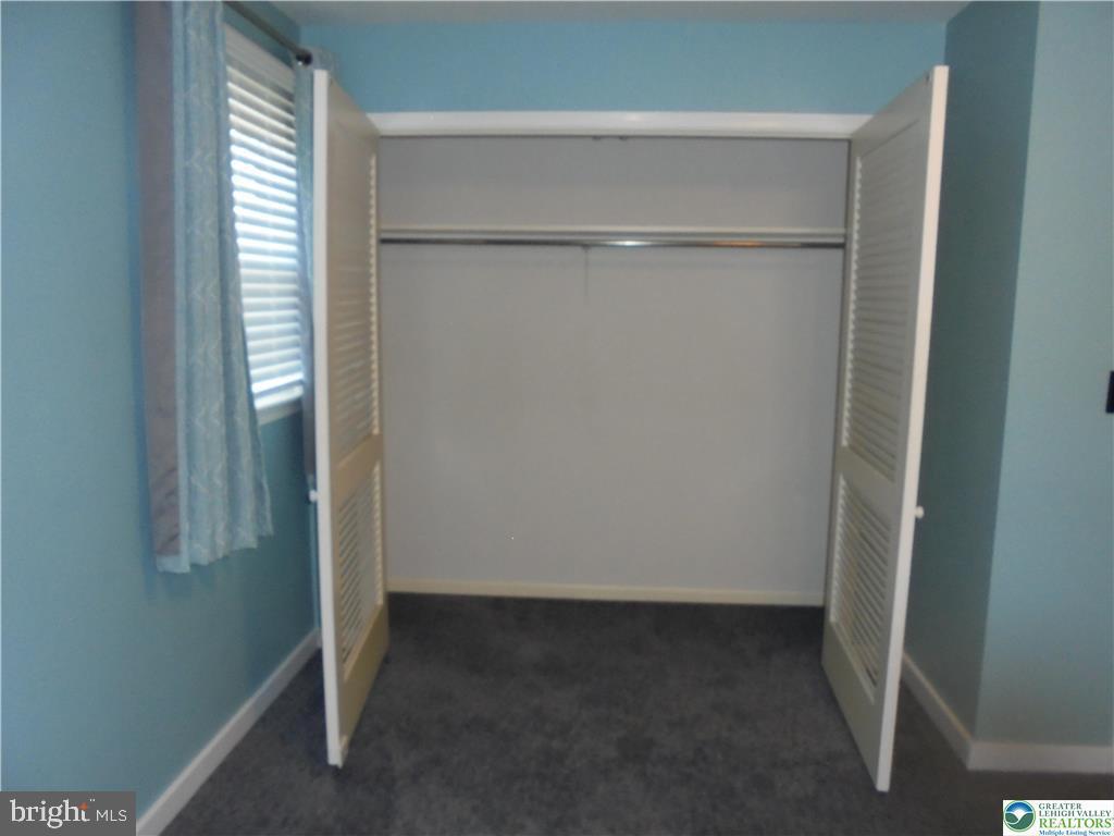 PARKSIDE COURTS - Residential