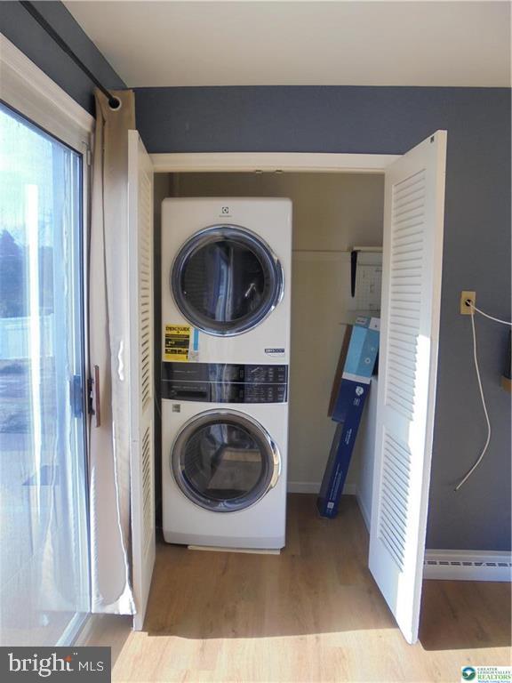 PARKSIDE COURTS - Residential