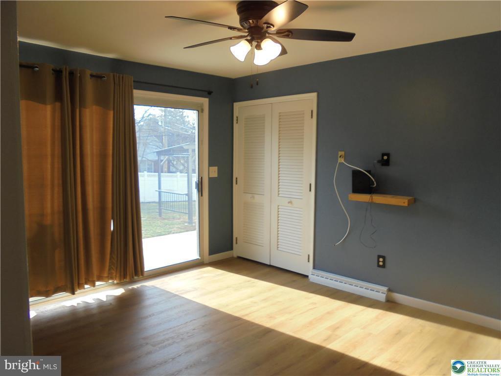 PARKSIDE COURTS - Residential