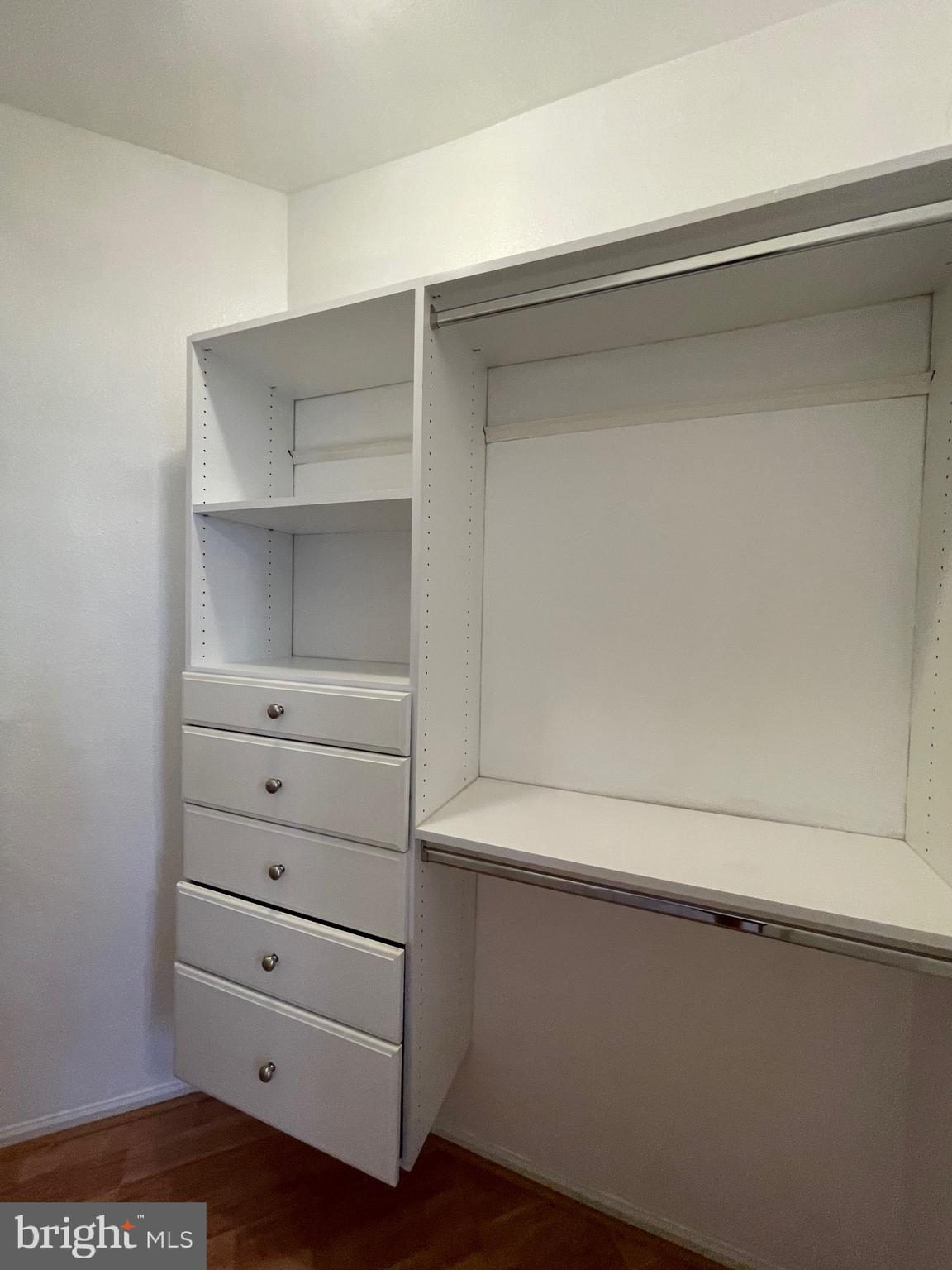 WHITE FLINT STATION - Residential Lease