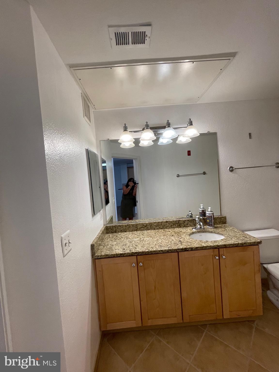 WHITE FLINT STATION - Residential Lease