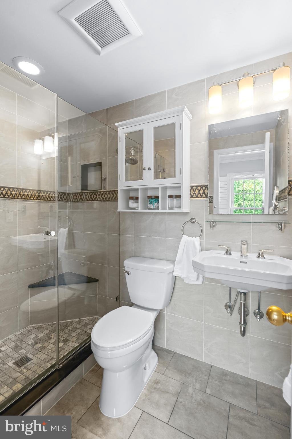 LEEWOOD FOREST - Residential