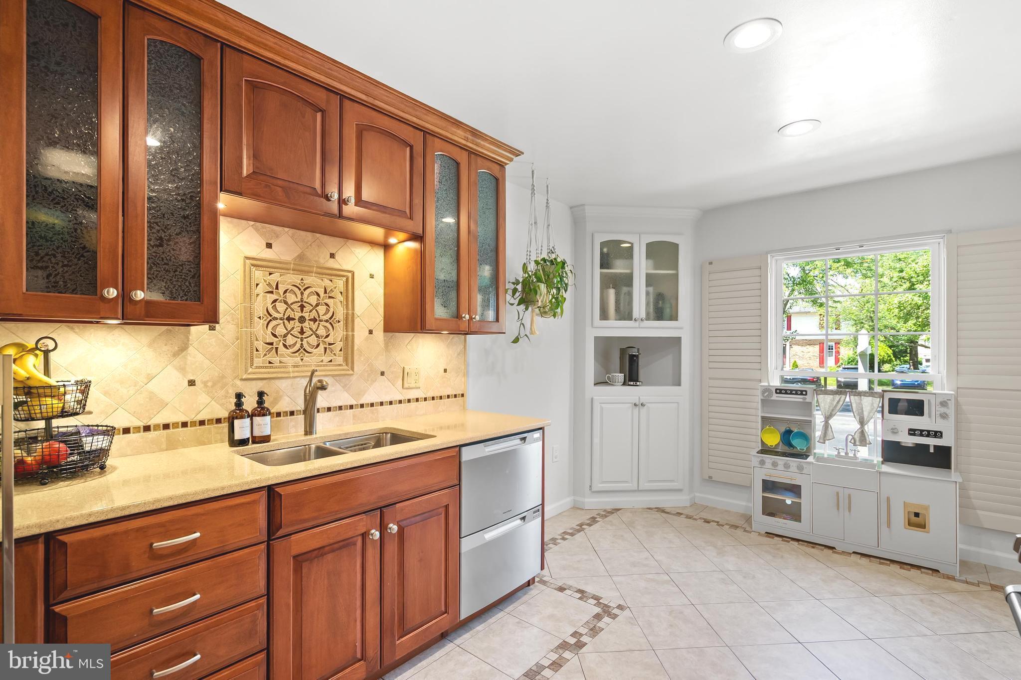 LEEWOOD FOREST - Residential