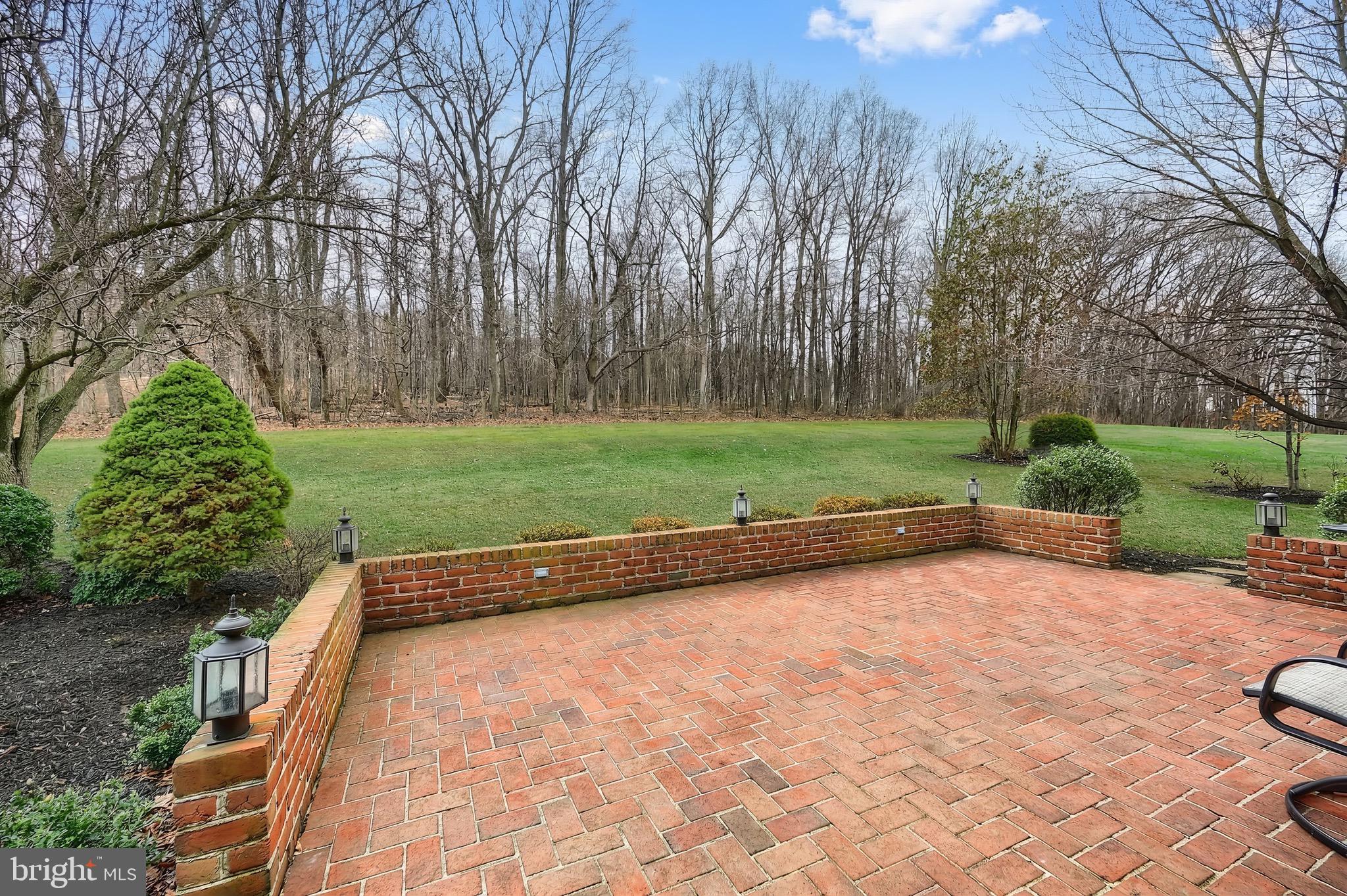 WINDSOR - Residential