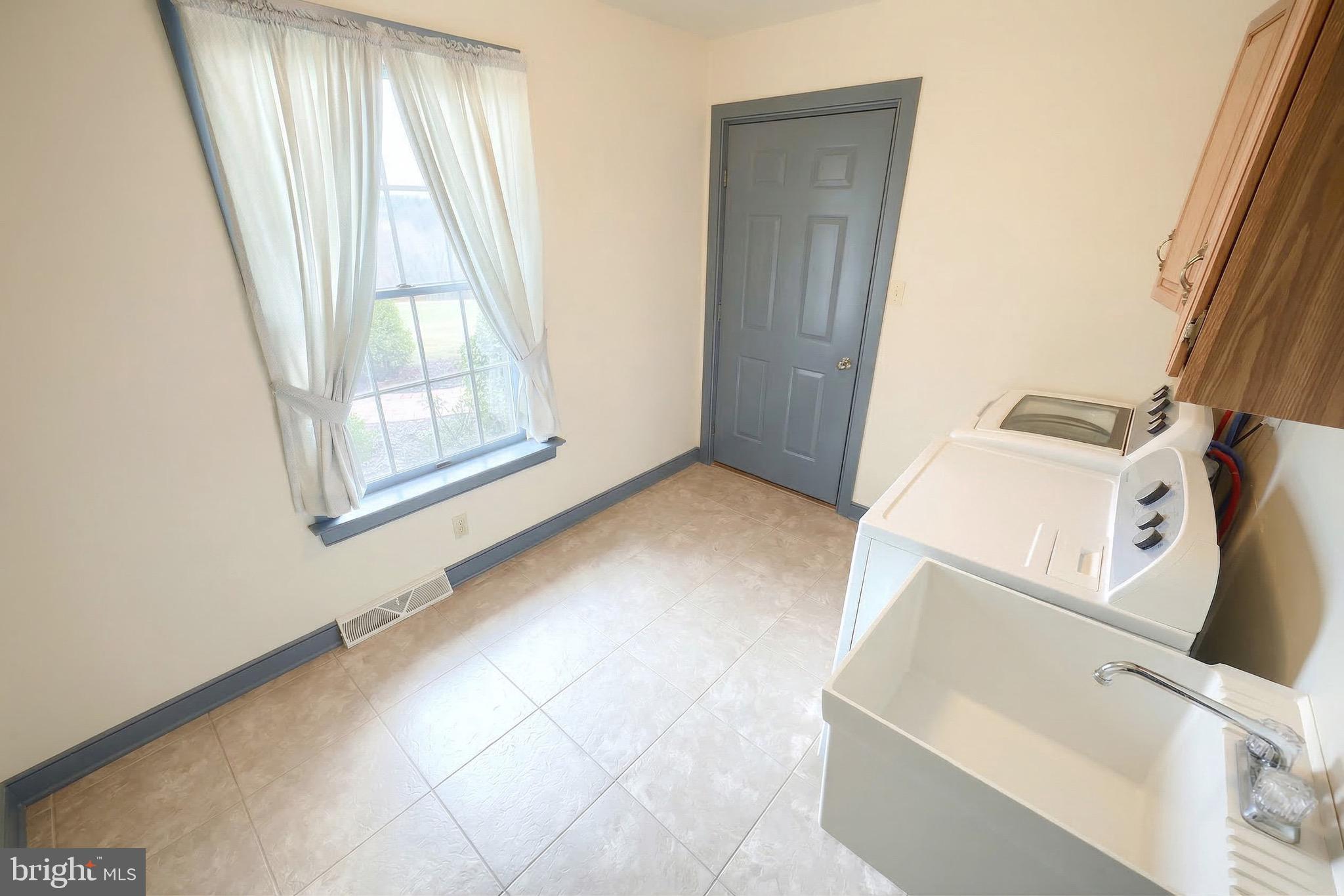 WINDSOR - Residential