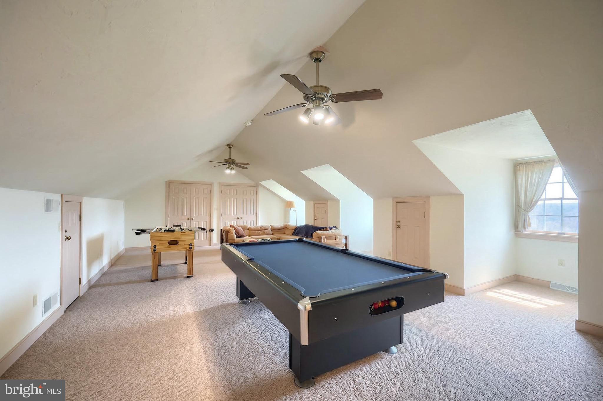 WINDSOR - Residential