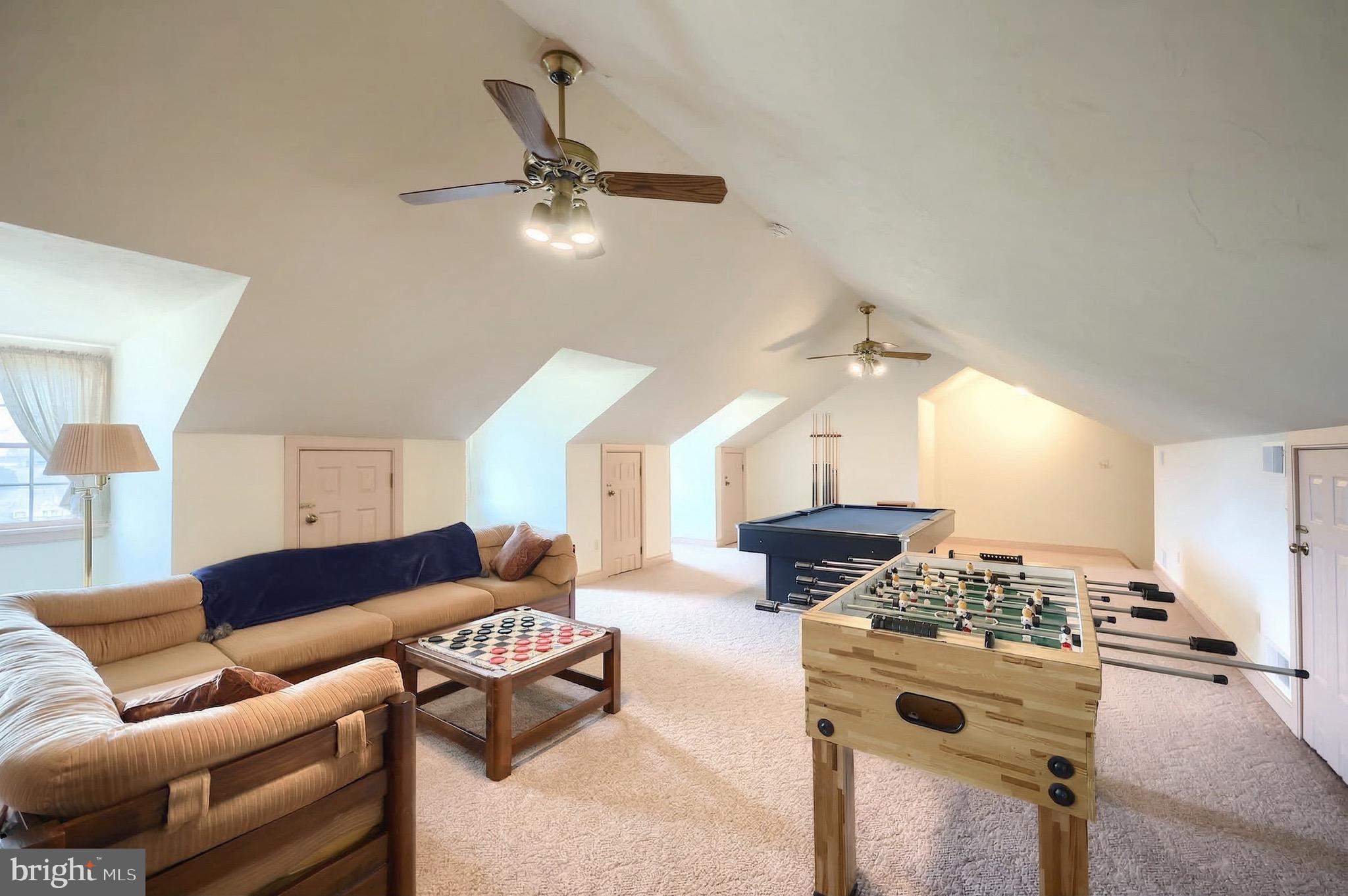 WINDSOR - Residential