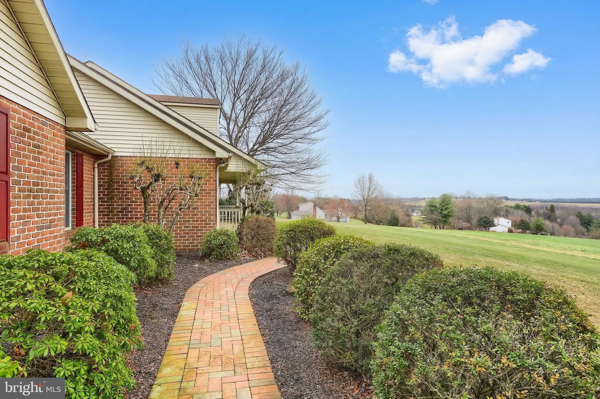 WINDSOR - Residential