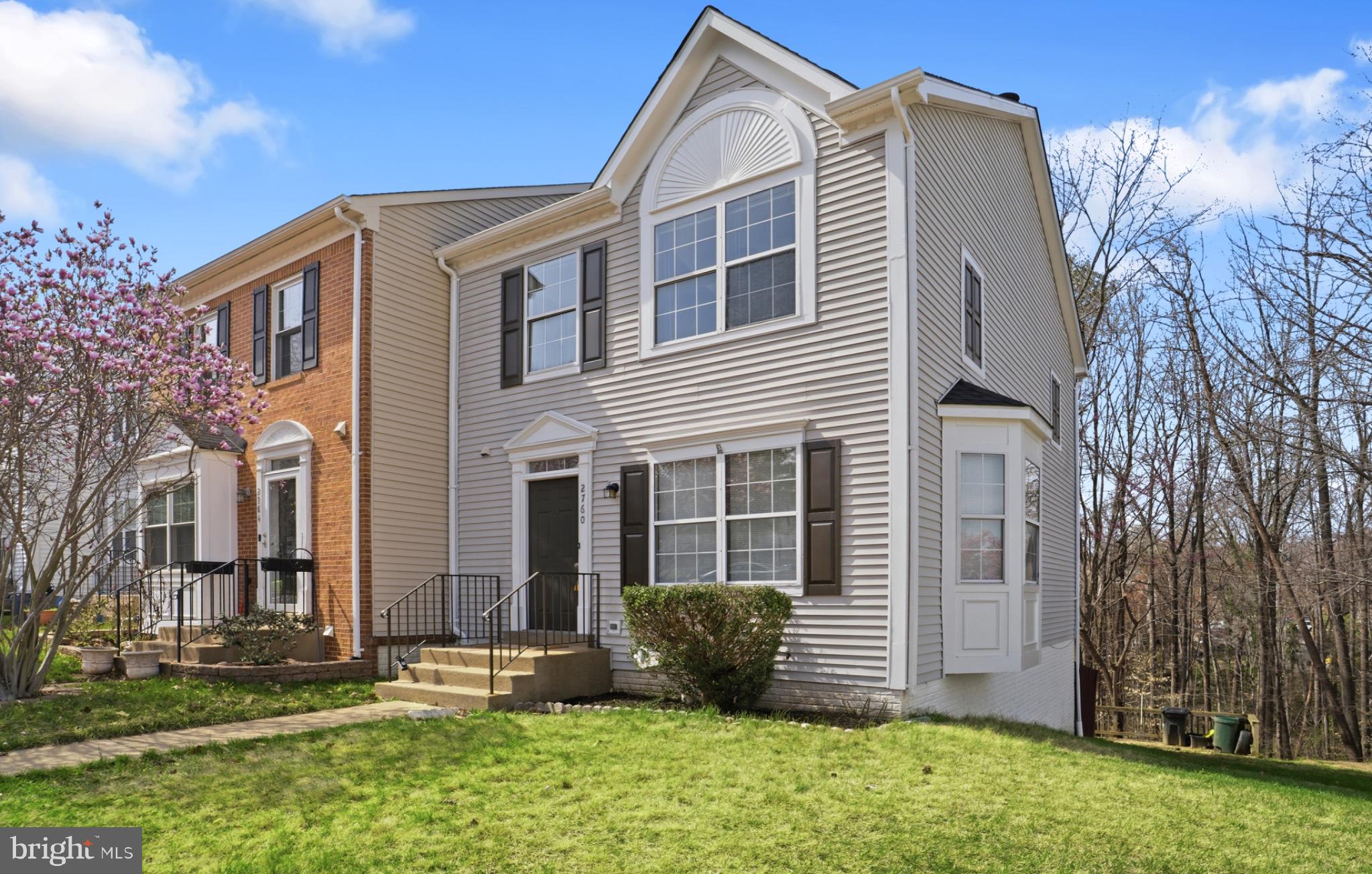 RIVER OAKS - Residential