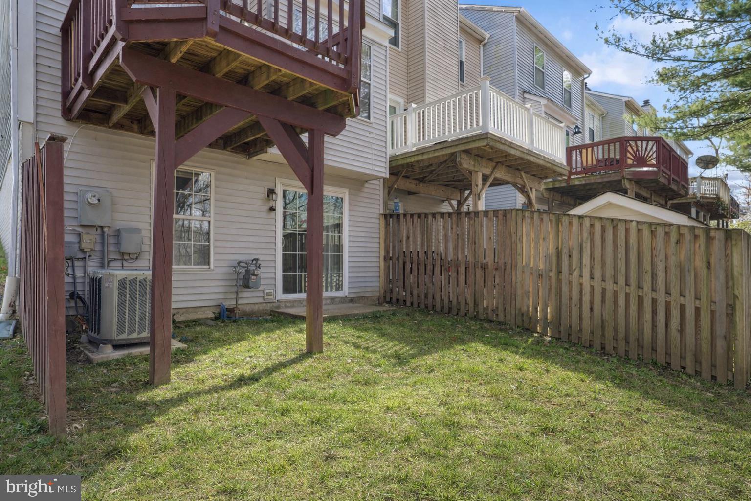 RIVER OAKS - Residential