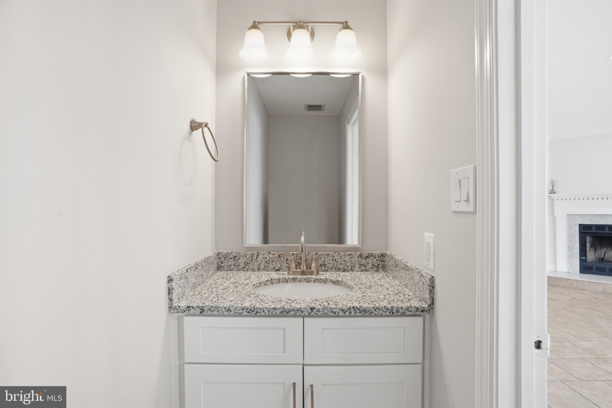 RIVER OAKS - Residential