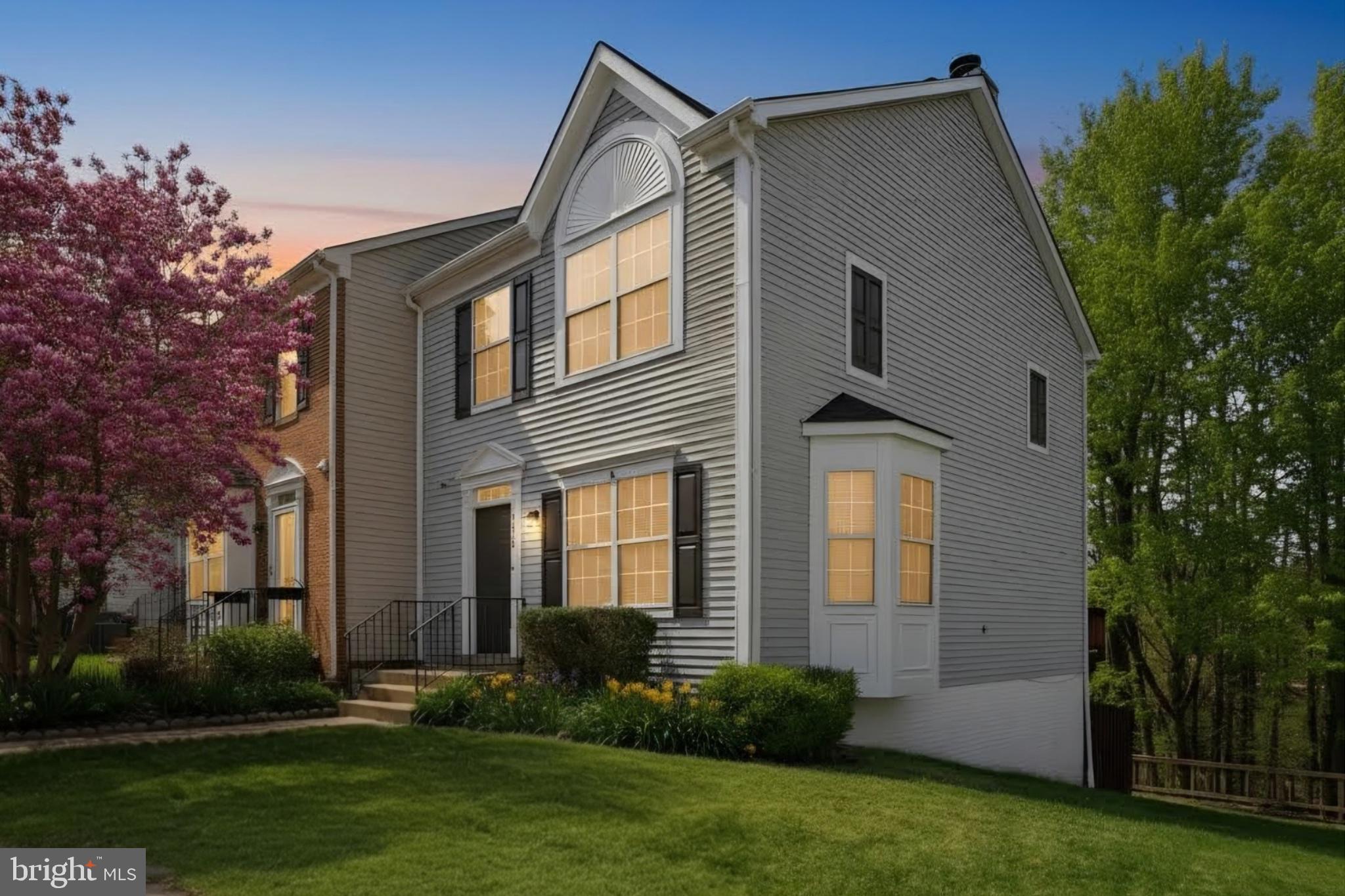 RIVER OAKS - Residential