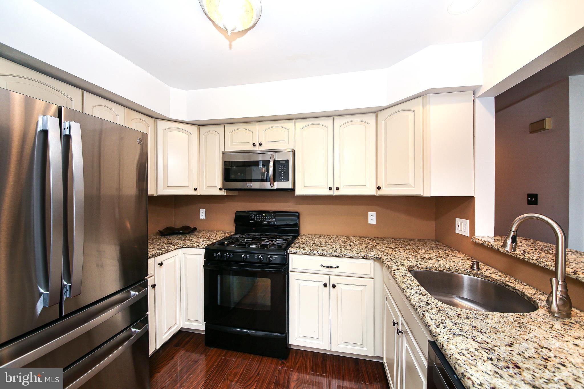 THE PINES AT PENNR - Residential