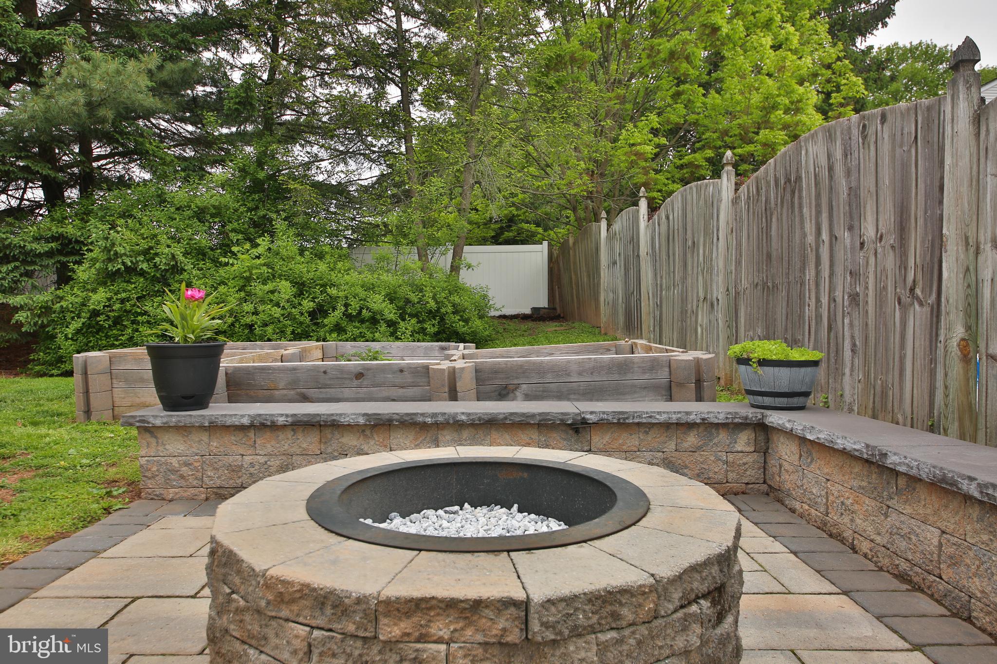 THE PINES AT PENNR - Residential