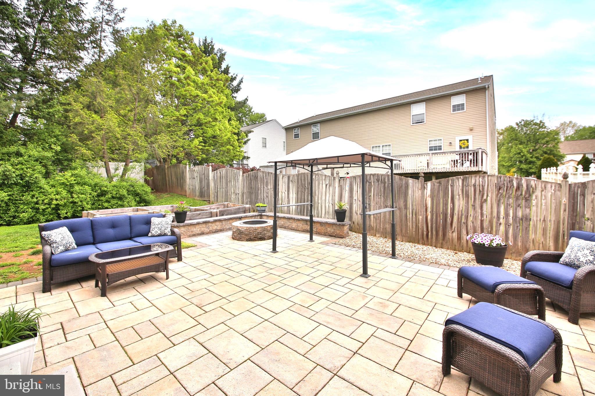 THE PINES AT PENNR - Residential