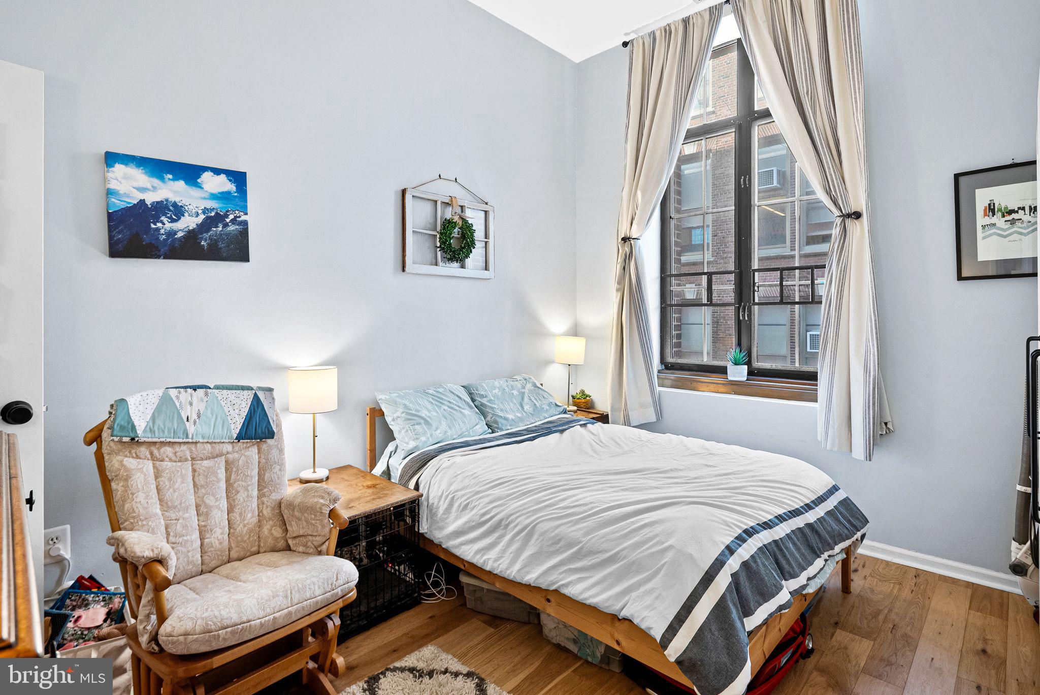 FAIRMOUNT - Residential