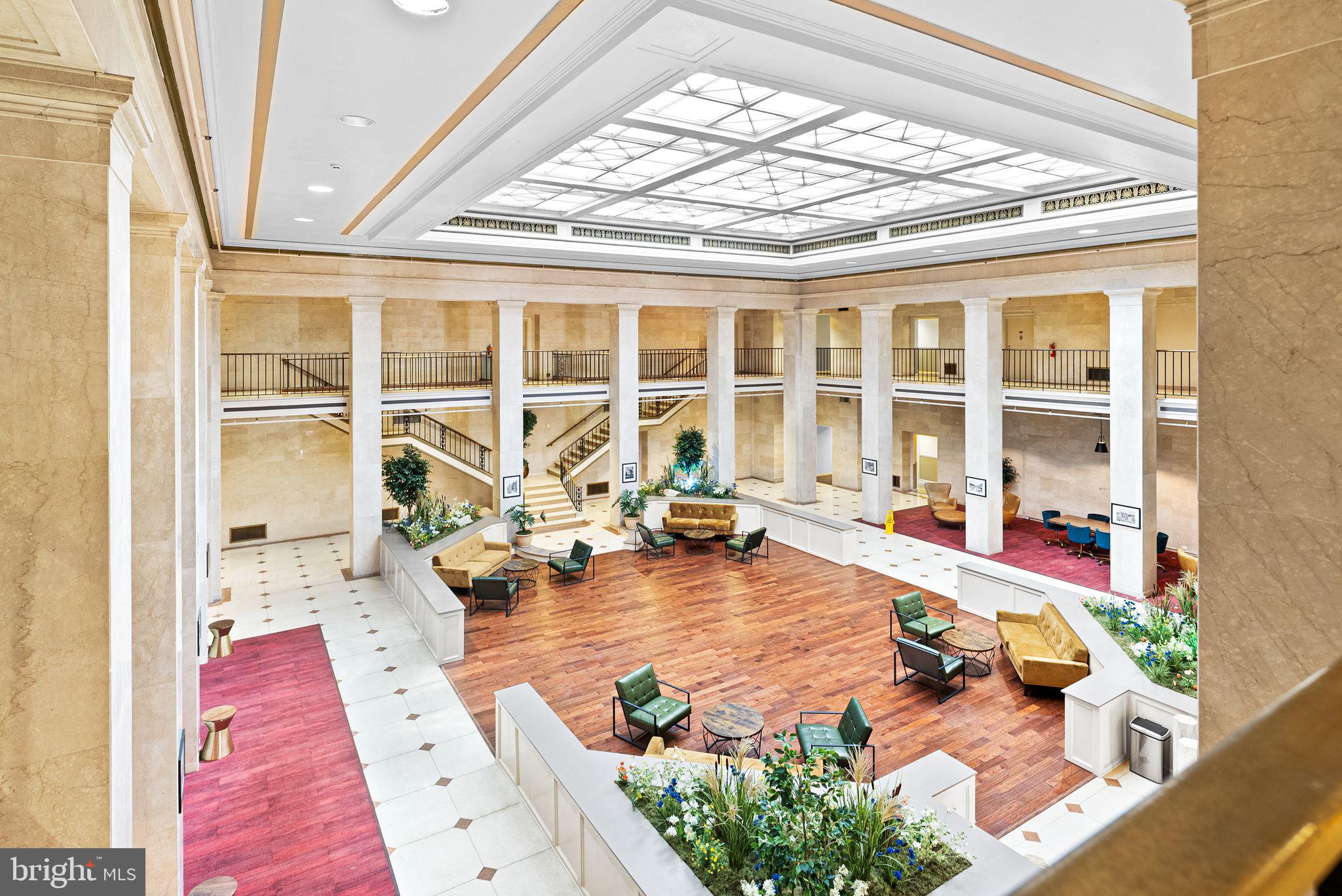 FAIRMOUNT - Residential