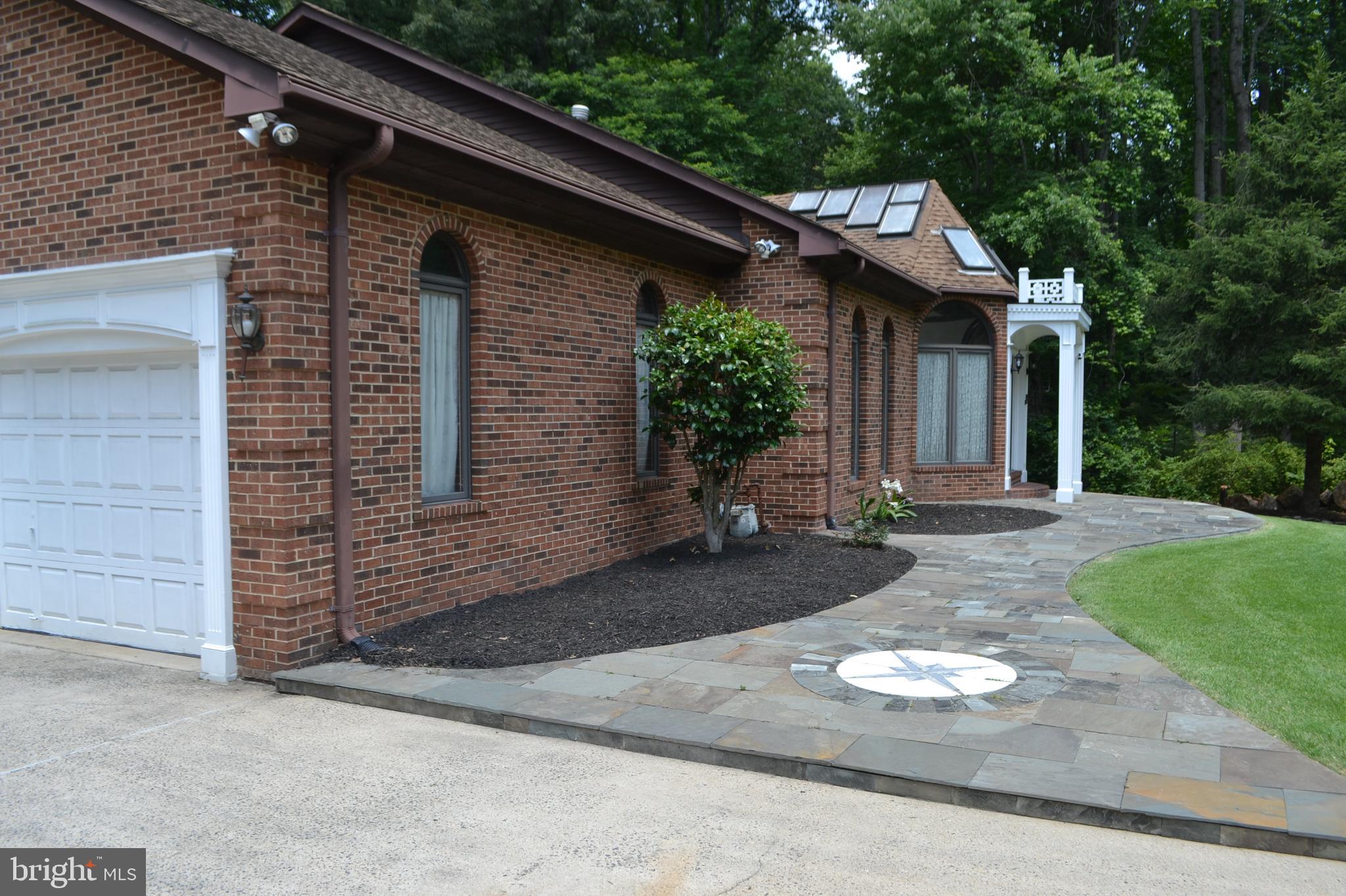 8652 TUTTLE ROAD