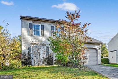 1037 CHRISTINA DRIVE LEESPORT PA 19533