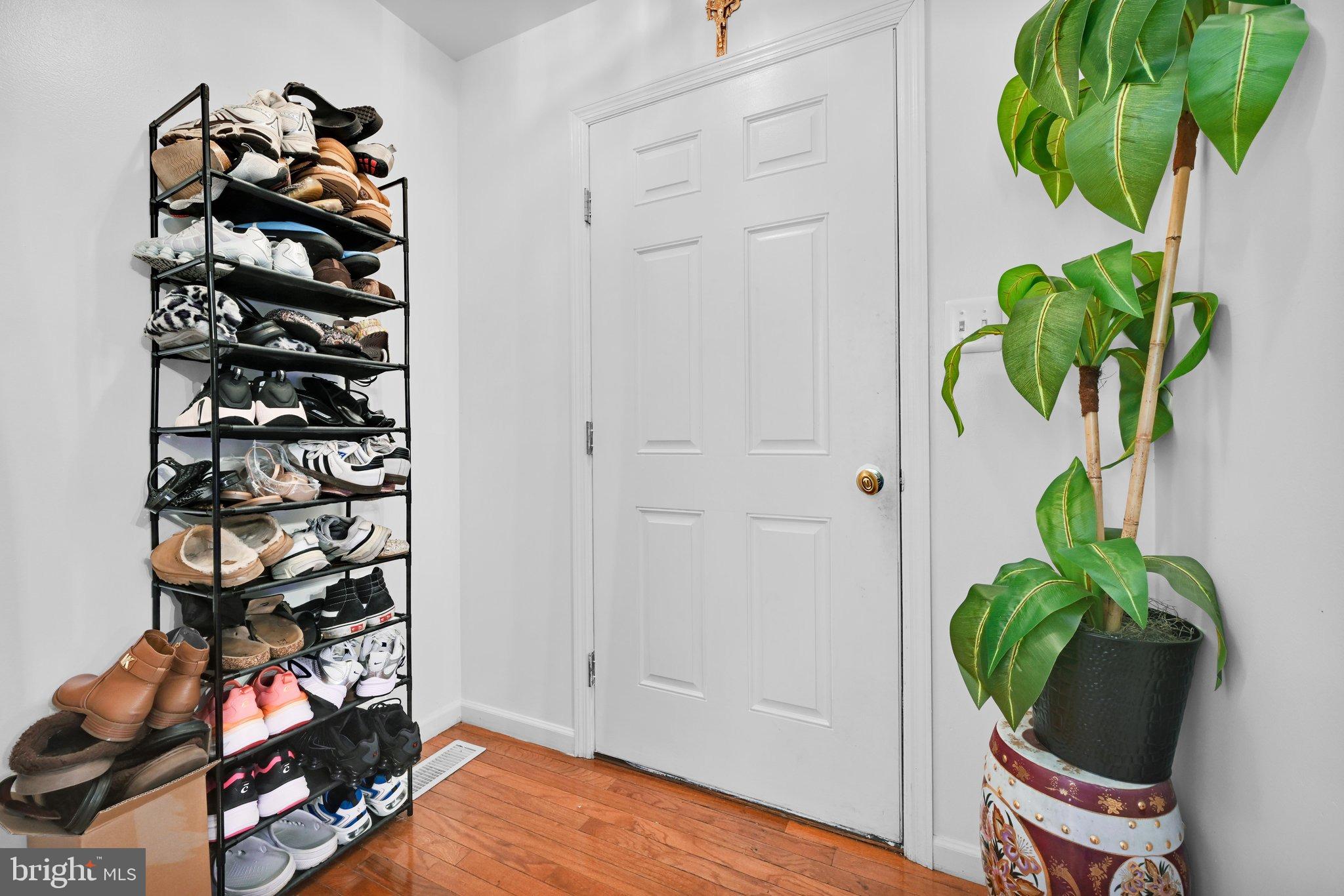 1037 CHRISTINA DRIVE
