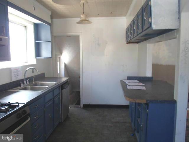 MOUNT WASHINGTON - Residential