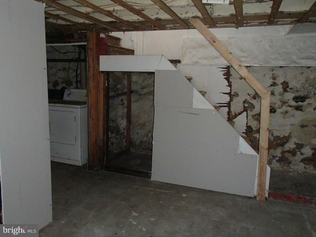 MOUNT WASHINGTON - Residential