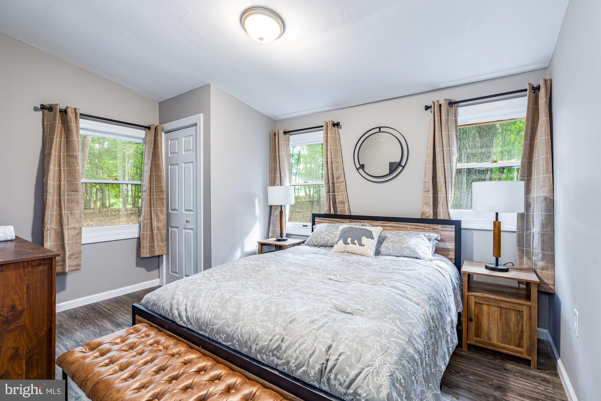 SLEEPY CREEK FARMS - Residential