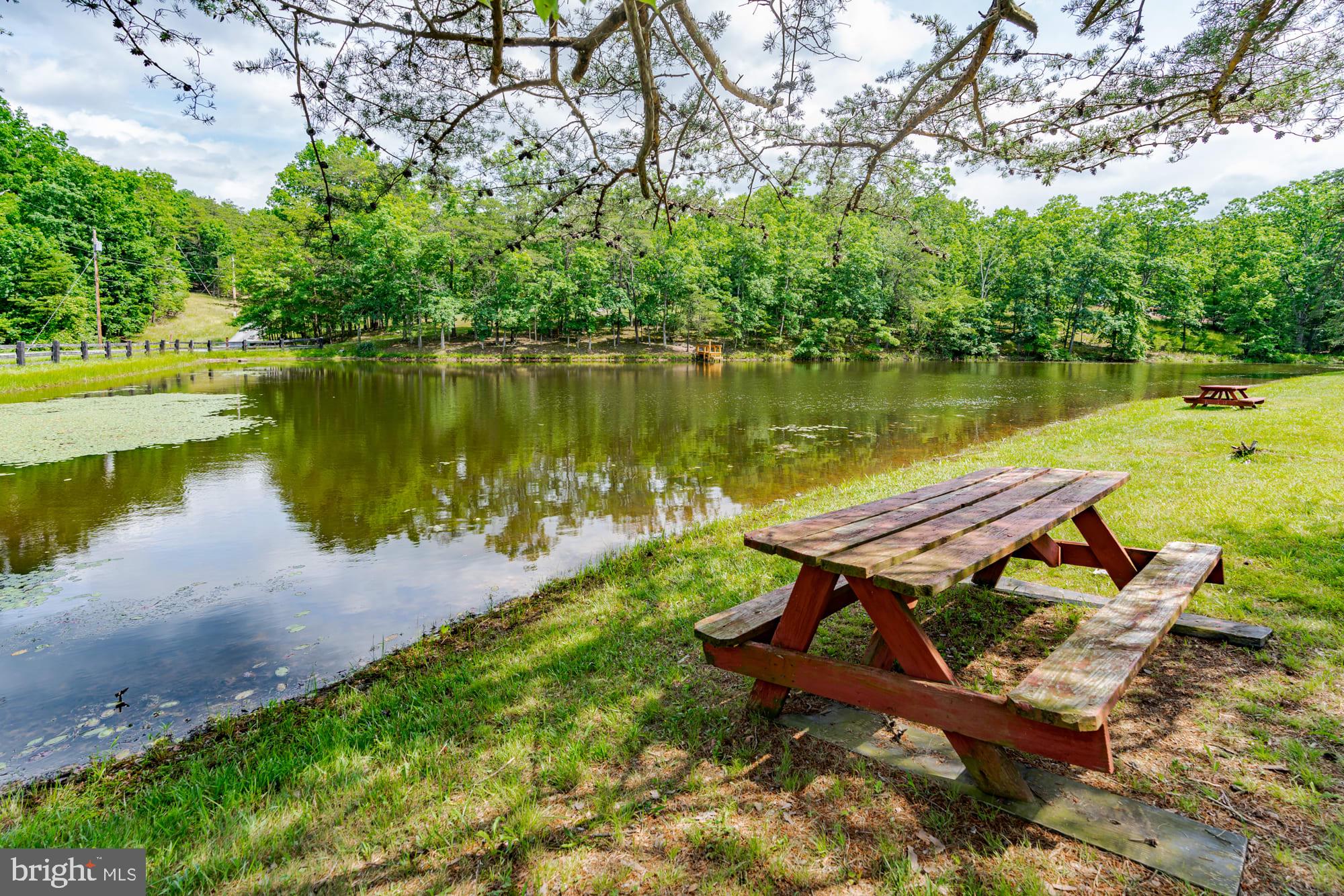 SLEEPY CREEK FARMS - Residential