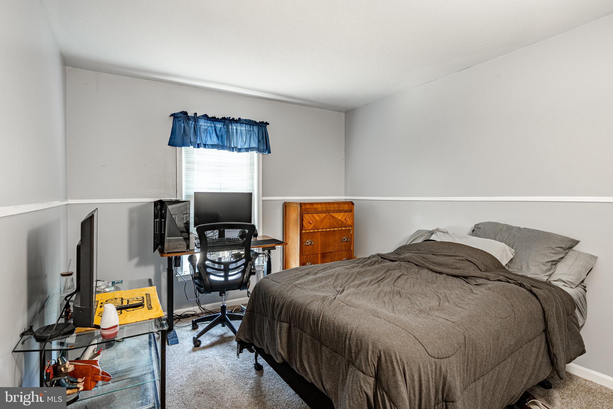 KIMBERTON KNOLL - Residential