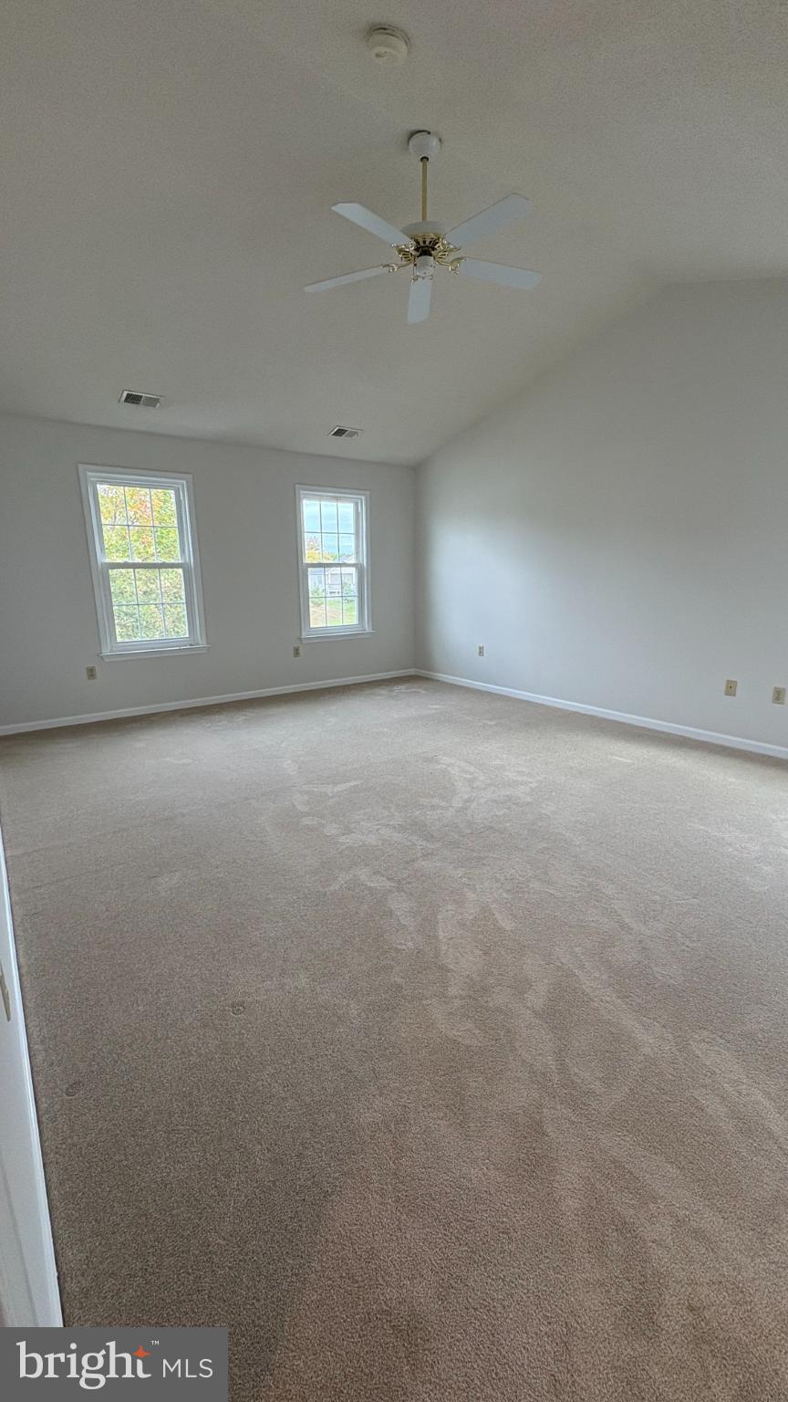 WOODSIDE ESTATES - Residential Lease