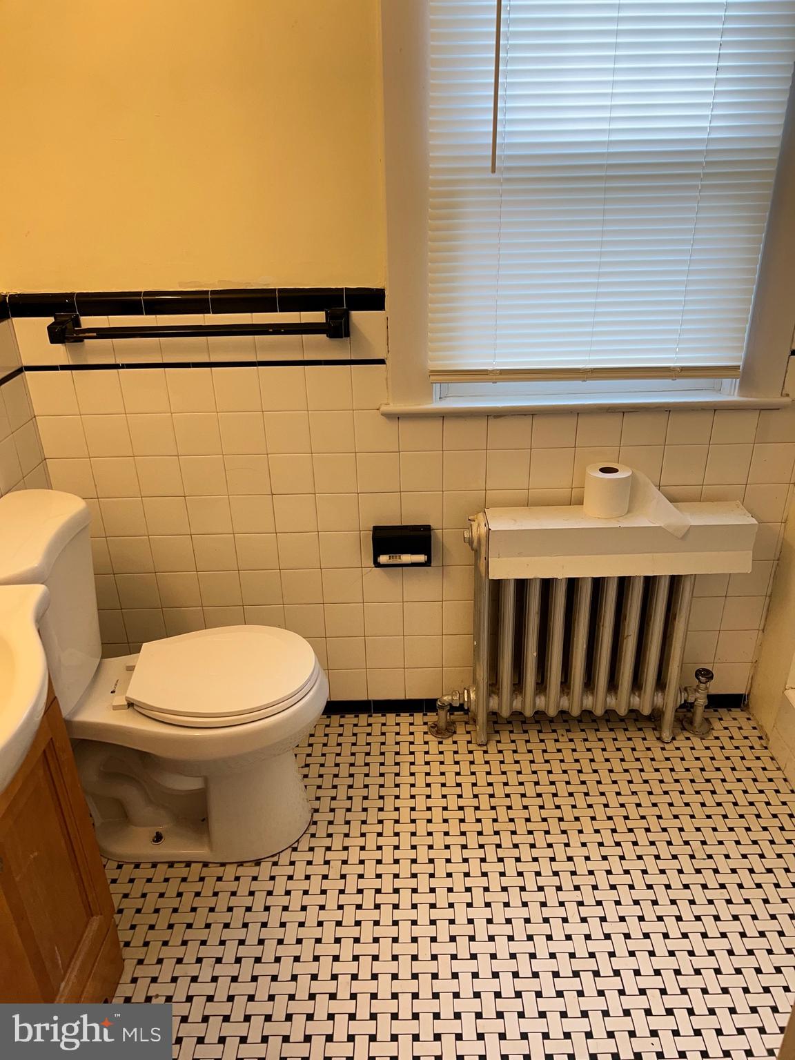 HOLLYWOOD - Residential Lease