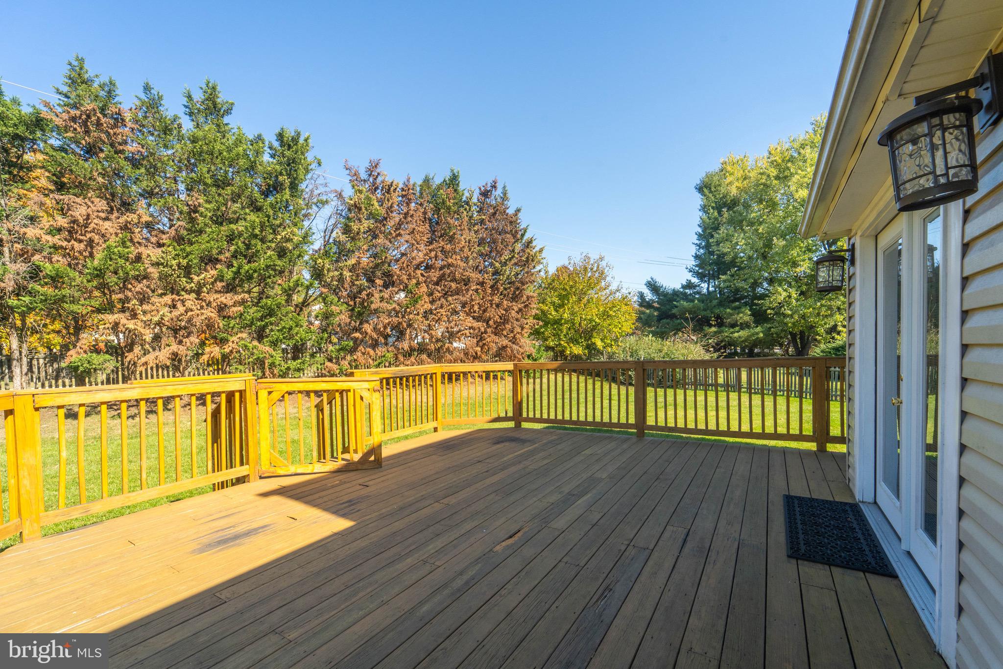 SILVER SPRING CNTRY CLUB - Residential Lease