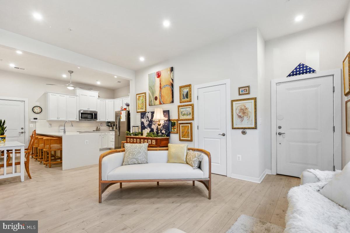 WESTSIDE AT SHADY GROVE - Residential