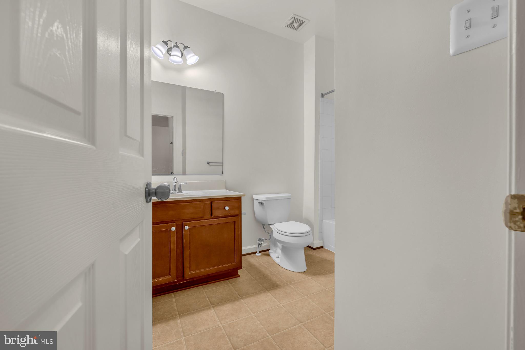 SUMMERFIELD AT MISSION PLACE - Residential Lease