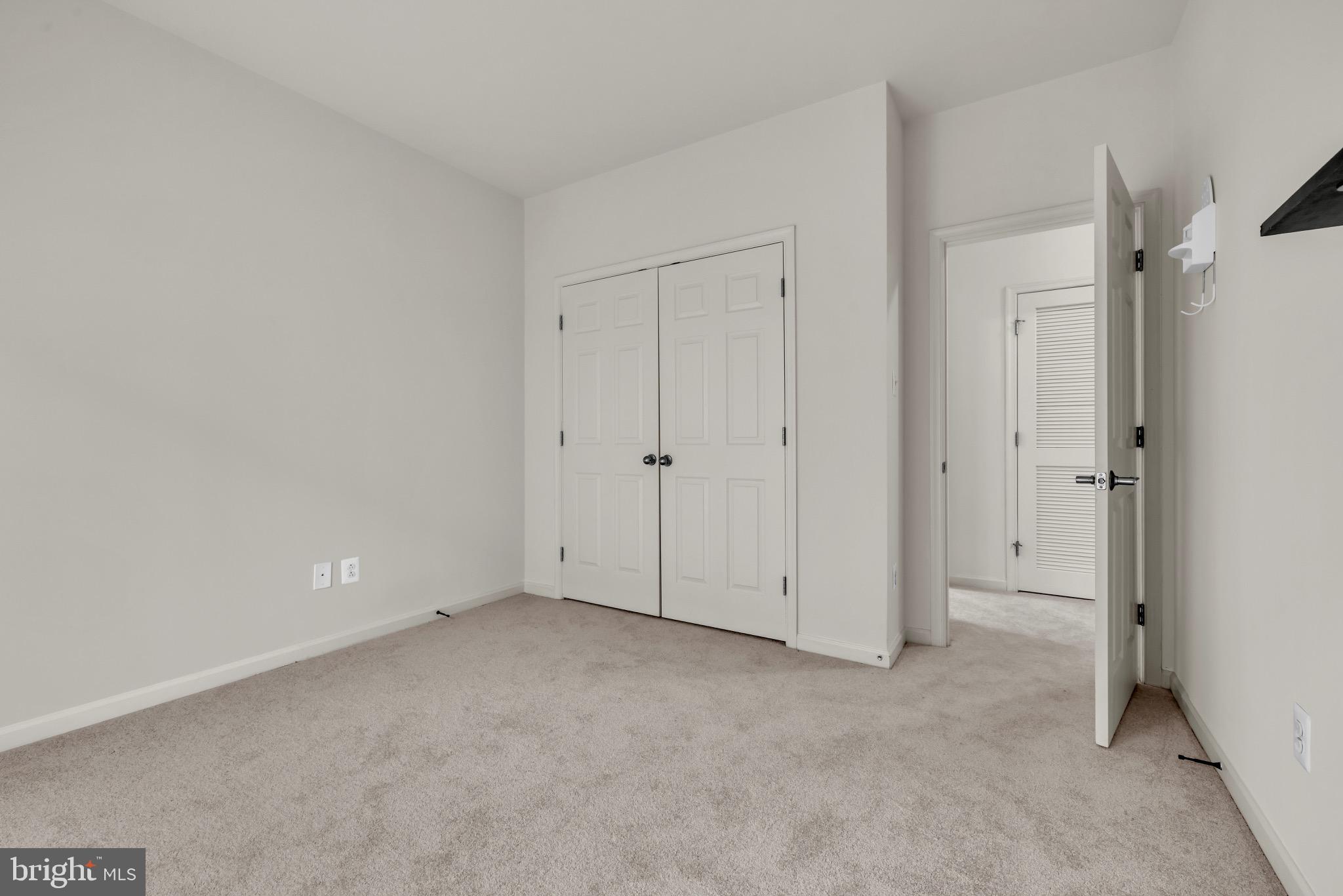 SUMMERFIELD AT MISSION PLACE - Residential Lease