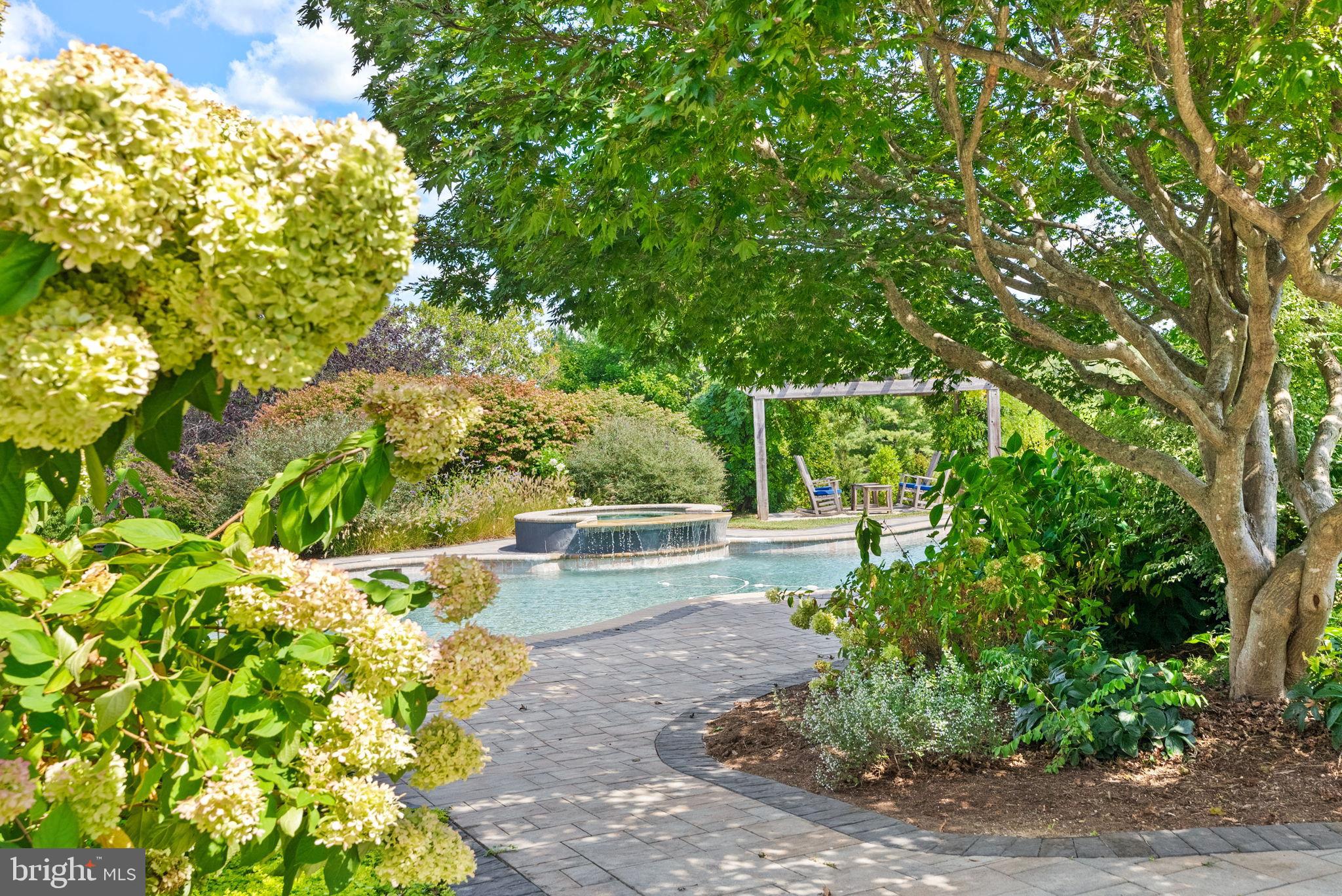 ATOKA CHASE - Residential