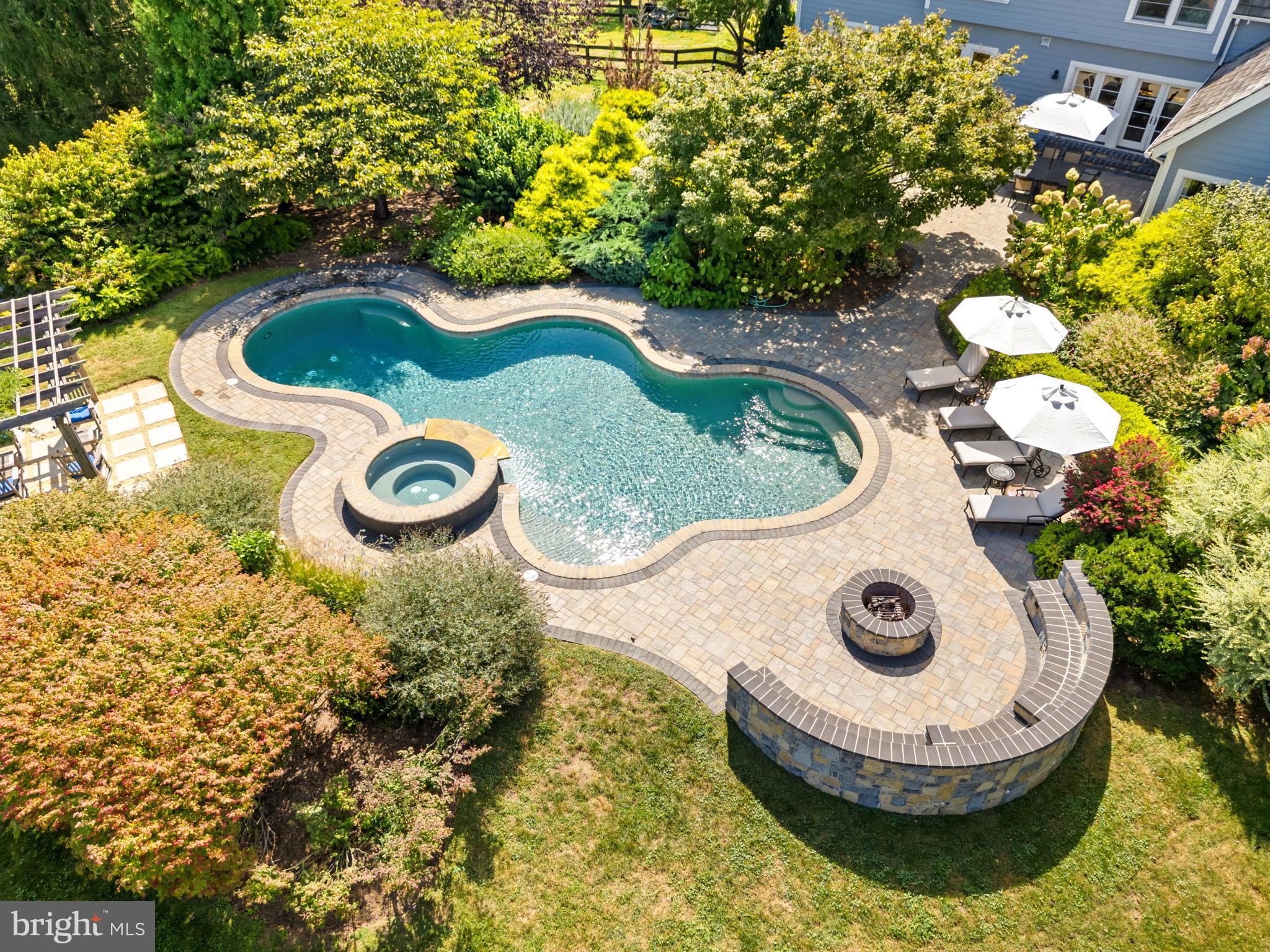 ATOKA CHASE - Residential