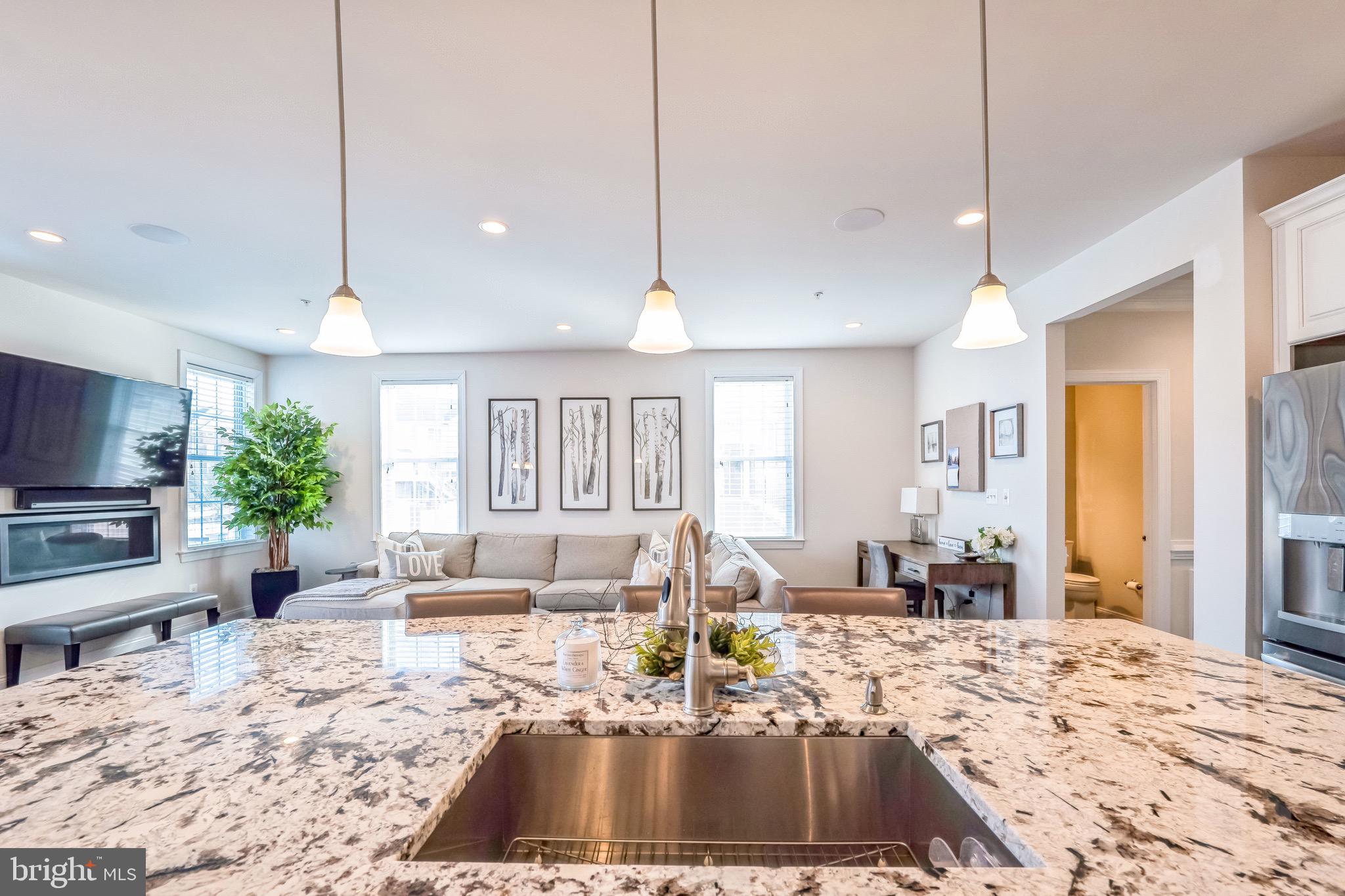 MARLBORO RIDGE - Residential