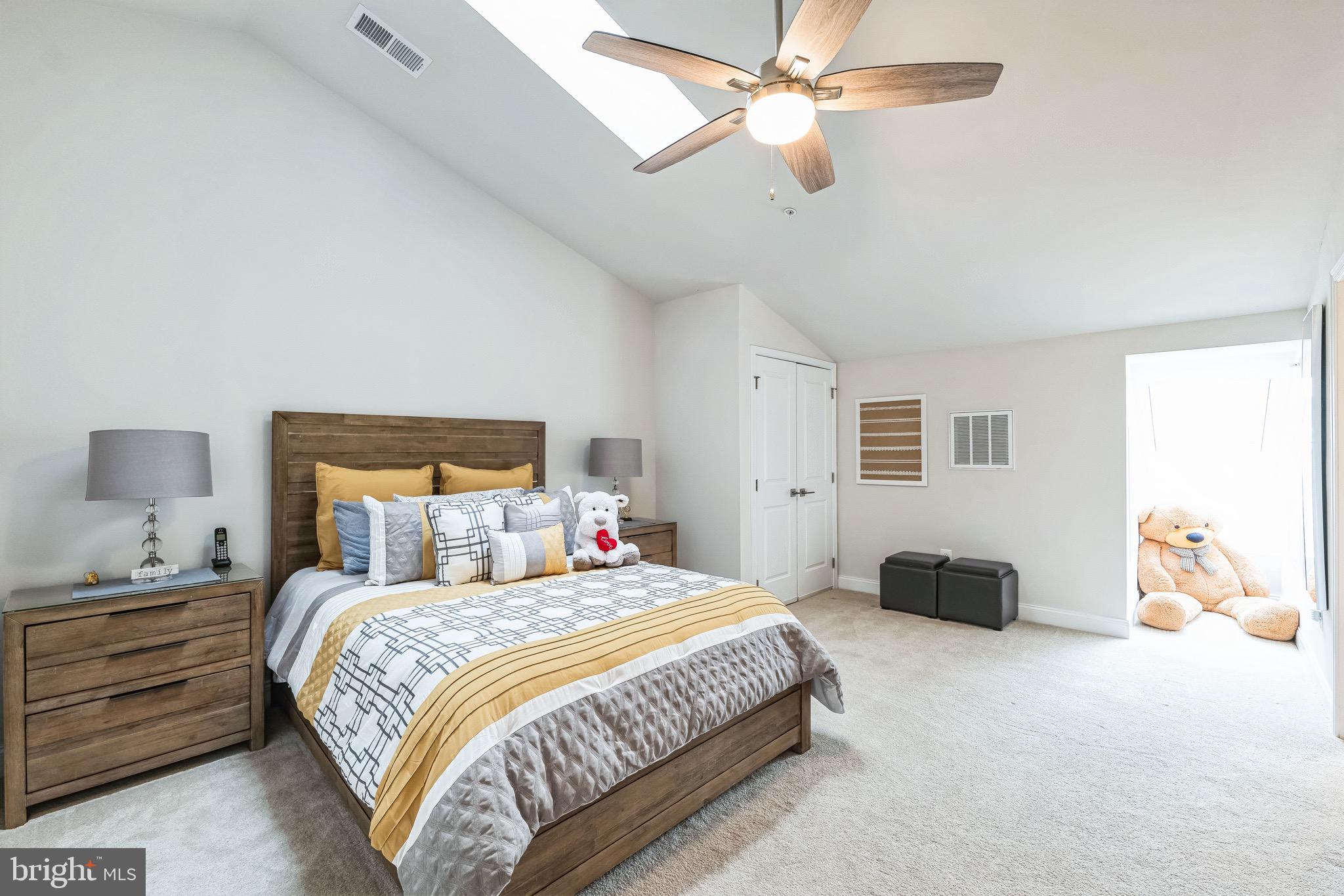 MARLBORO RIDGE - Residential