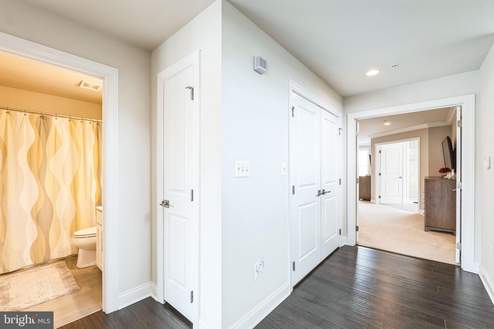 MARLBORO RIDGE - Residential