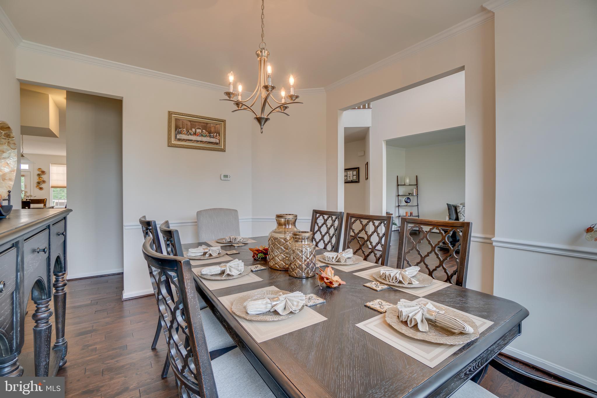 SEASONS LANDING - Residential