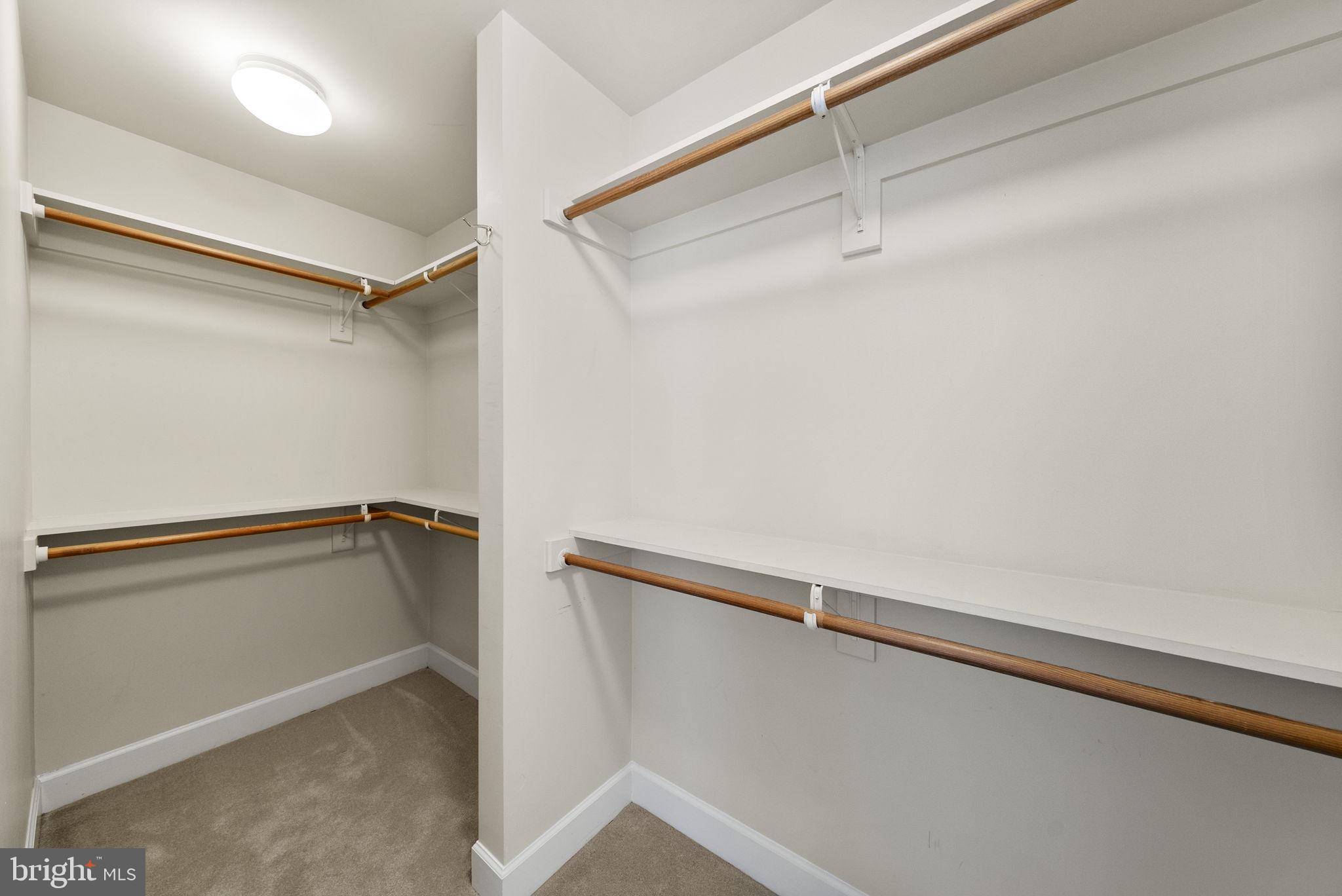 OLD TOWN ALEXANDRIA - Residential