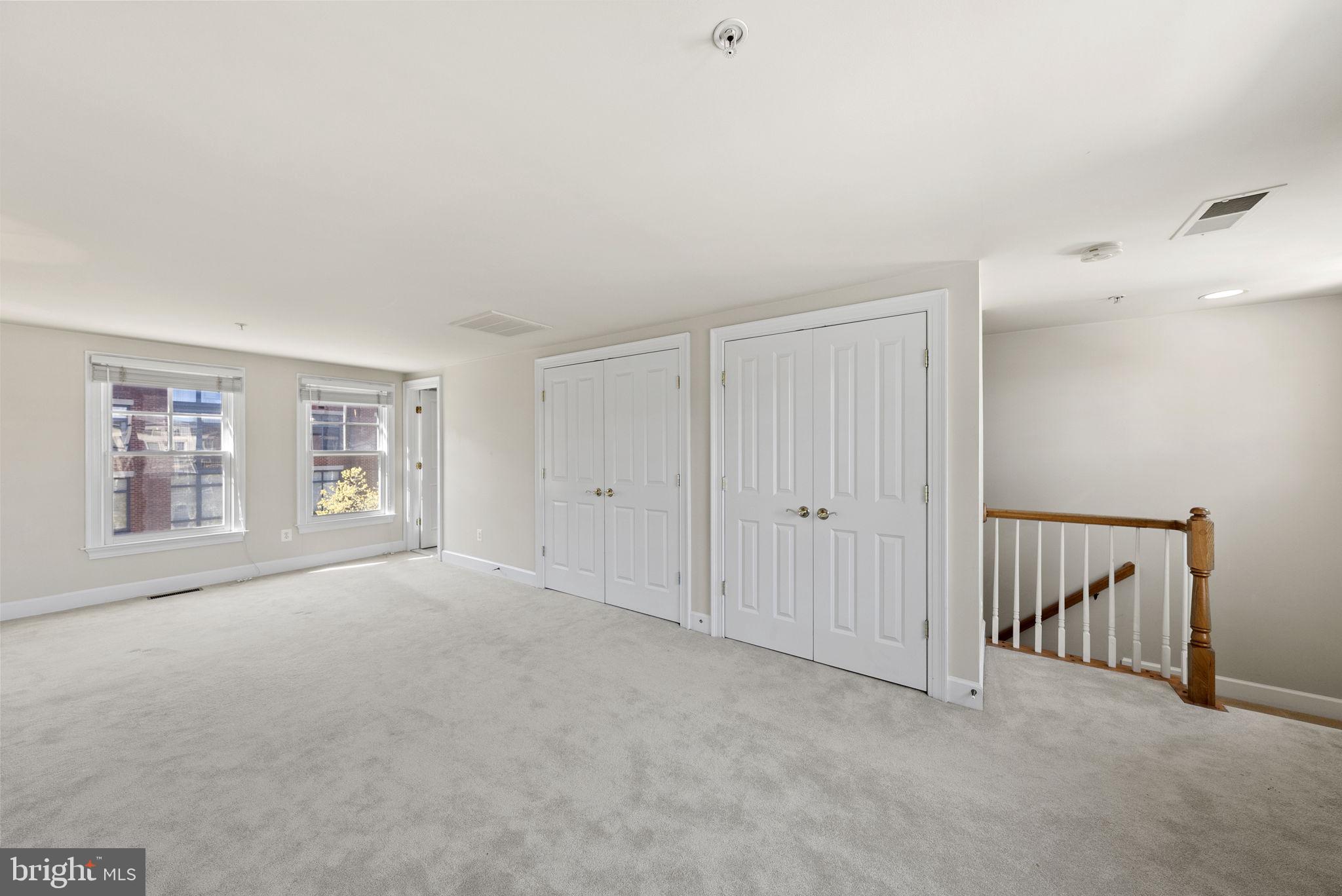 OLD TOWN ALEXANDRIA - Residential