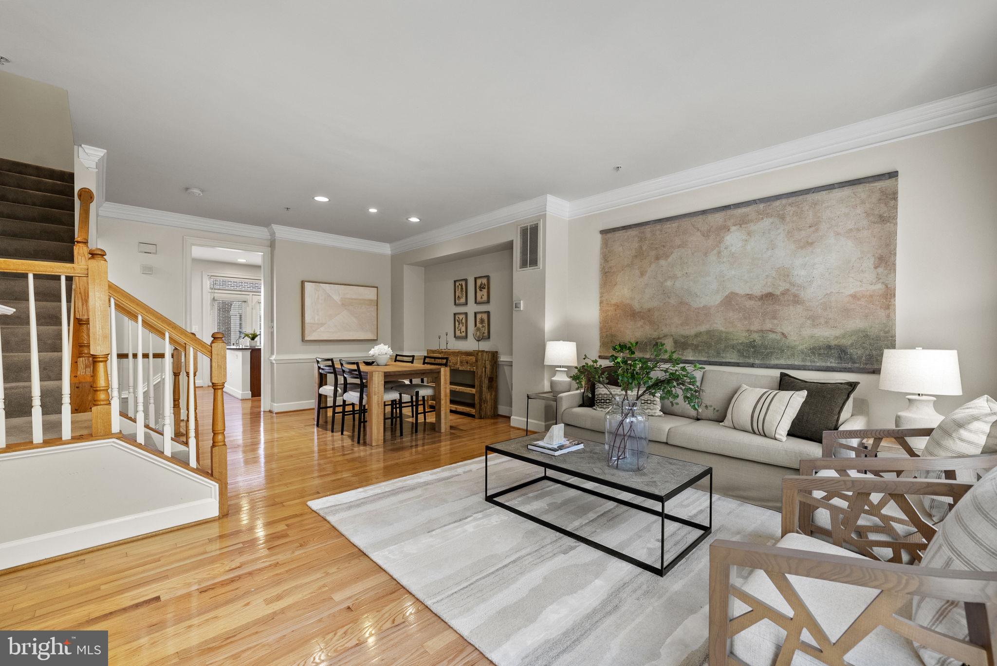 OLD TOWN ALEXANDRIA - Residential