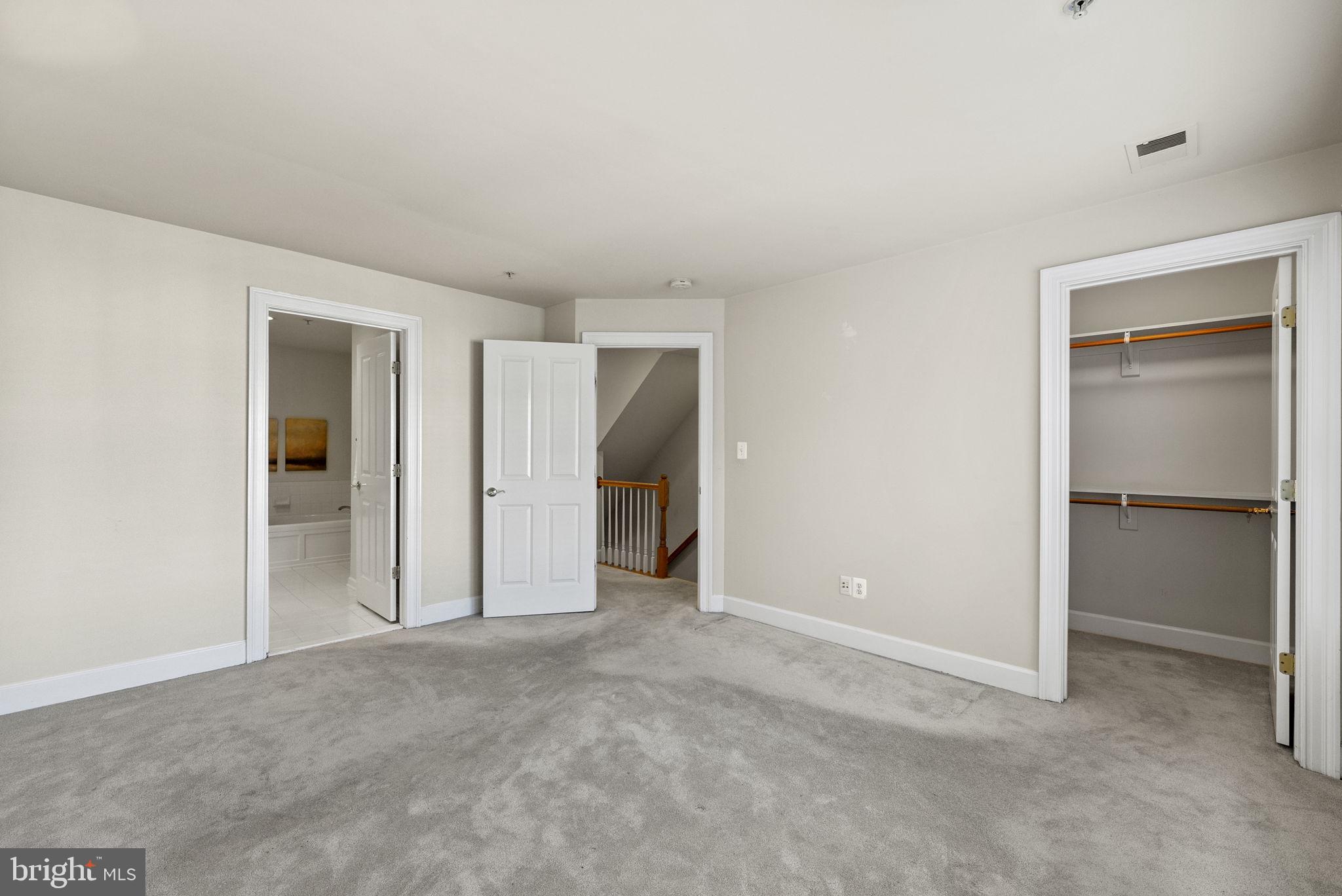 OLD TOWN ALEXANDRIA - Residential