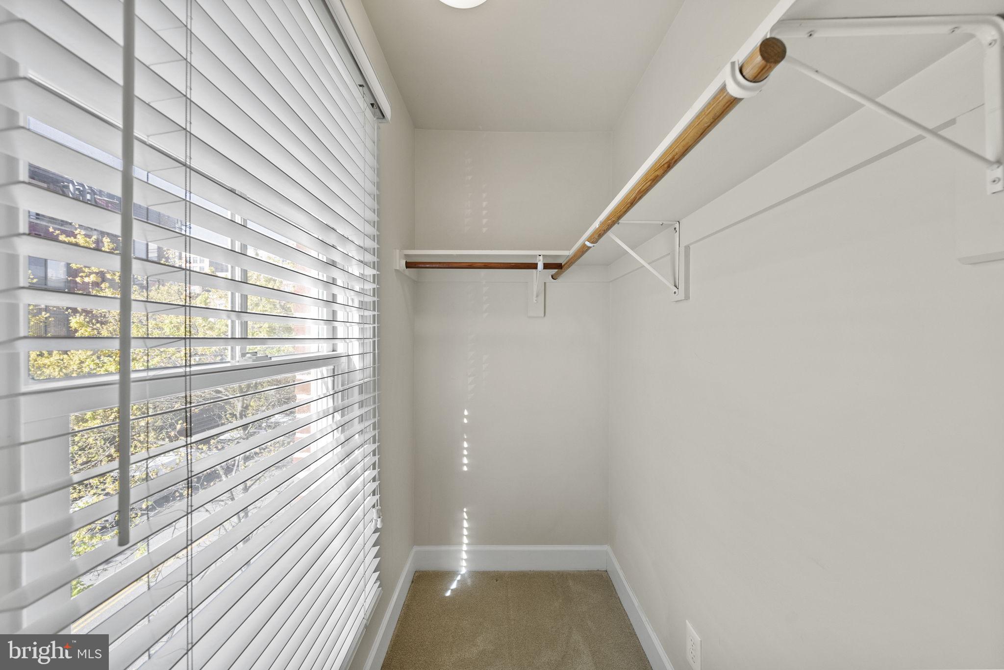 OLD TOWN ALEXANDRIA - Residential